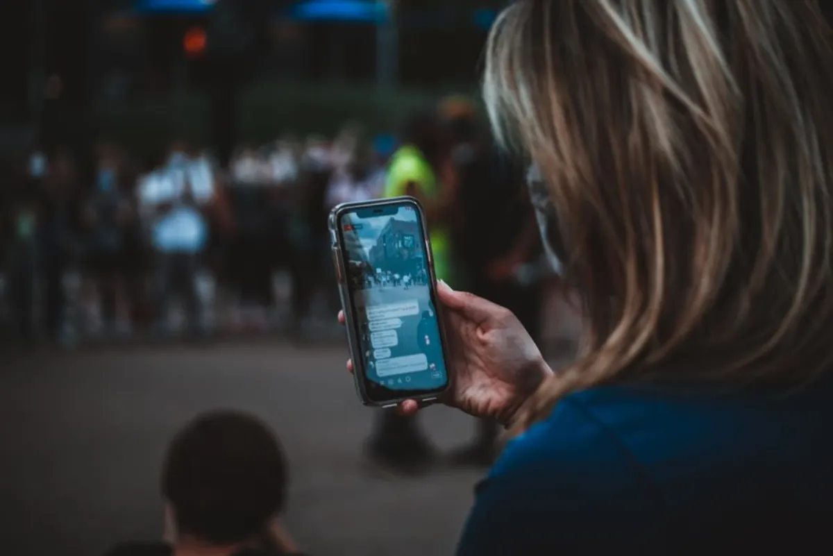 online crowd