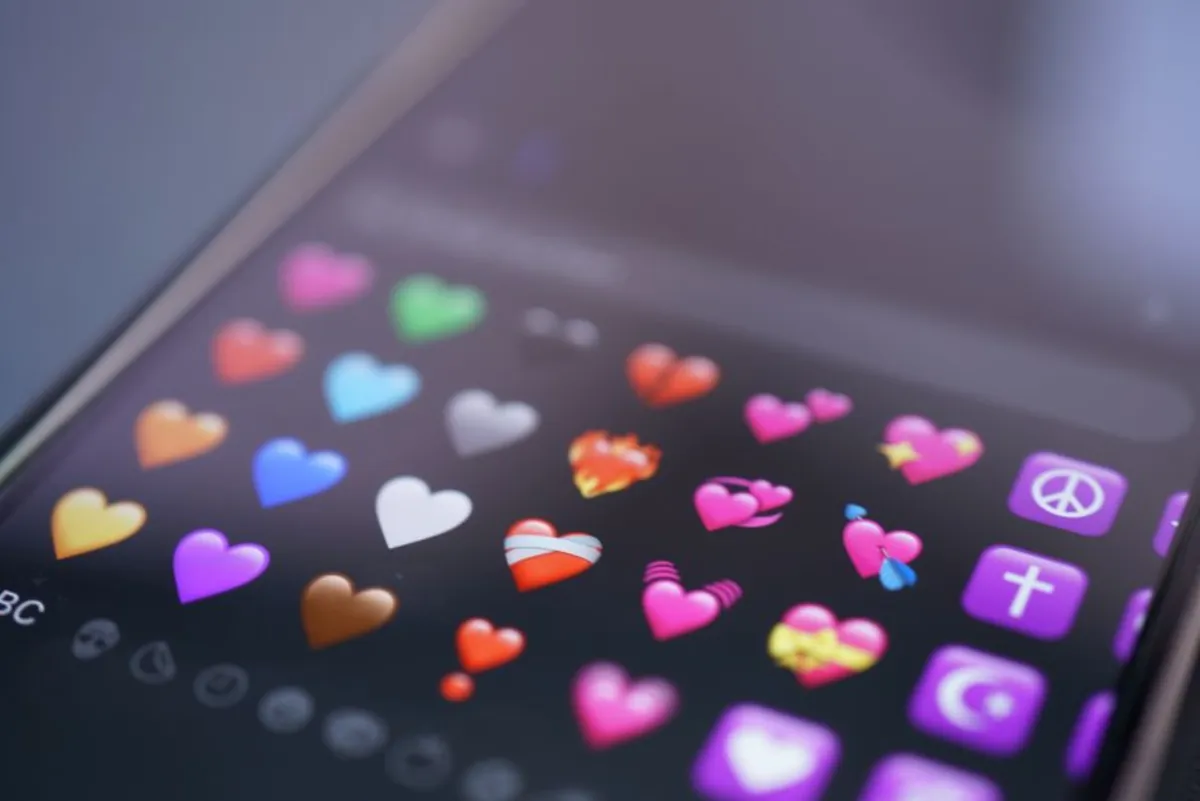emoji chat