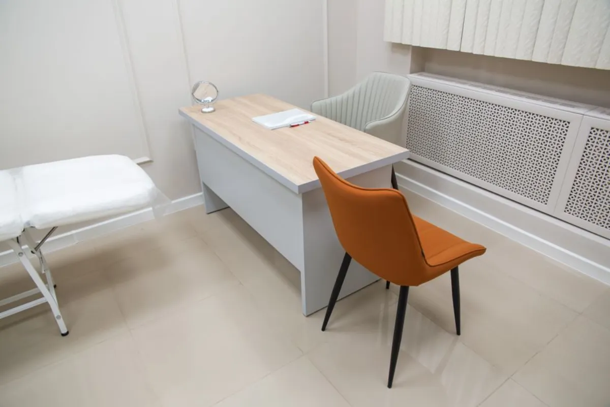 consulting desk